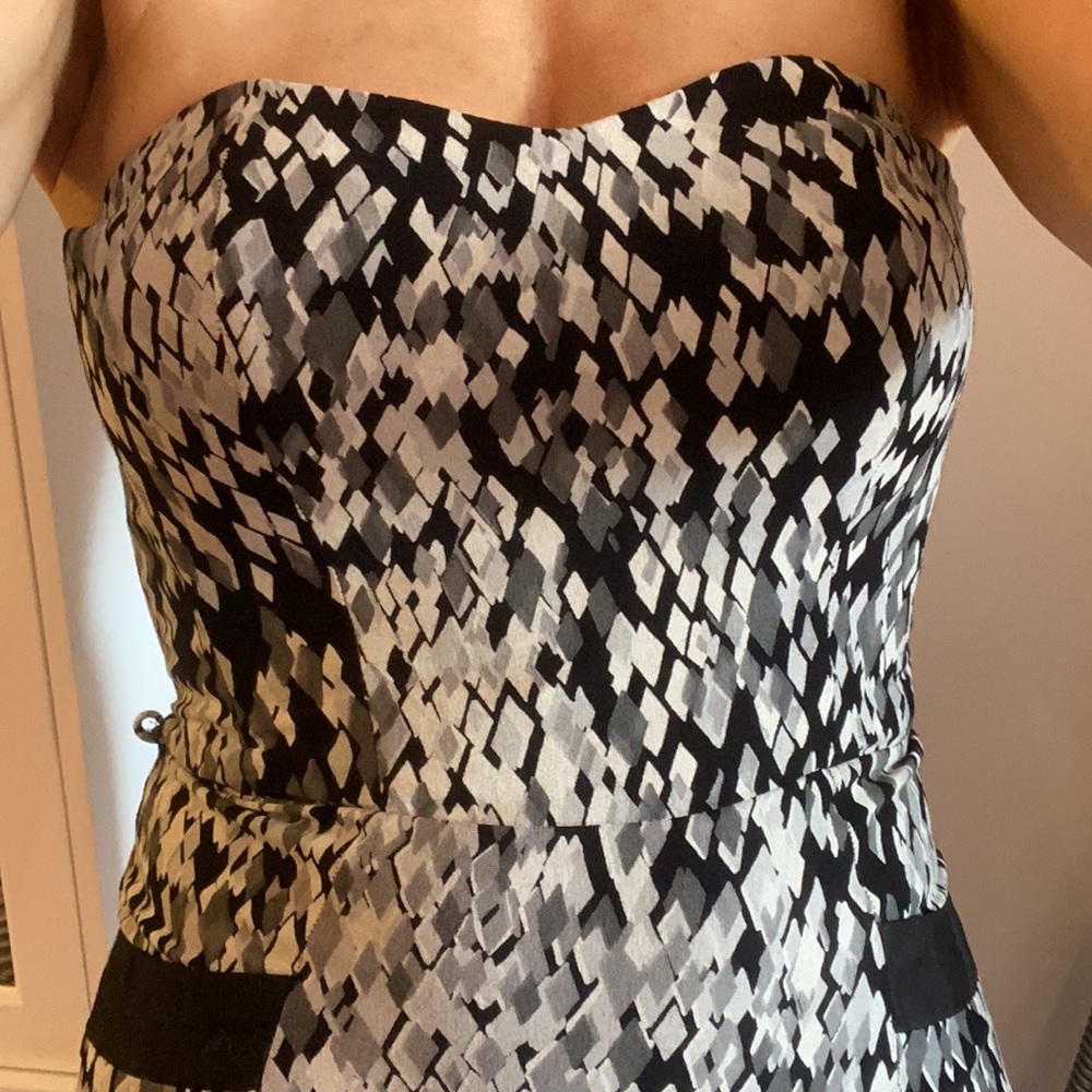 MANGO strapless stretchy dress - Picture 3 of 8